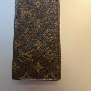 Loui Vuitton Checkbook case Bi-fold